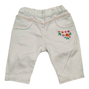 Celana Selutut Putih